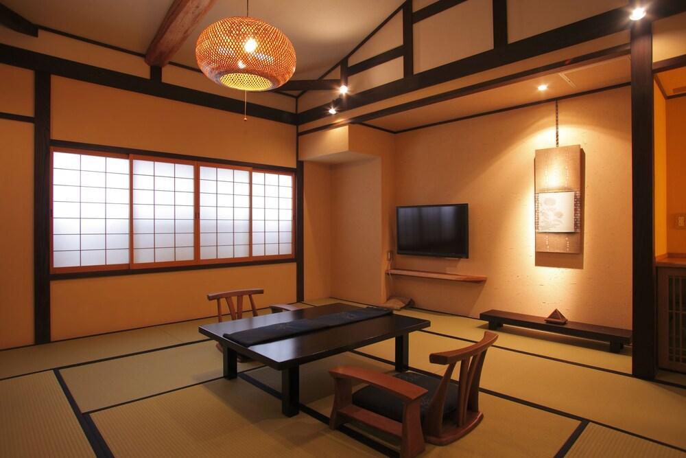 Hanaougi Bettei Iiyama Takayama  Exterior foto